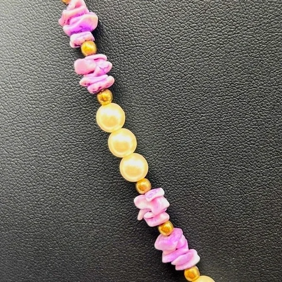 Handcrafted Faux Pearl & Shell Necklace With Lavender Accents. A23 - Picture 5 of 9